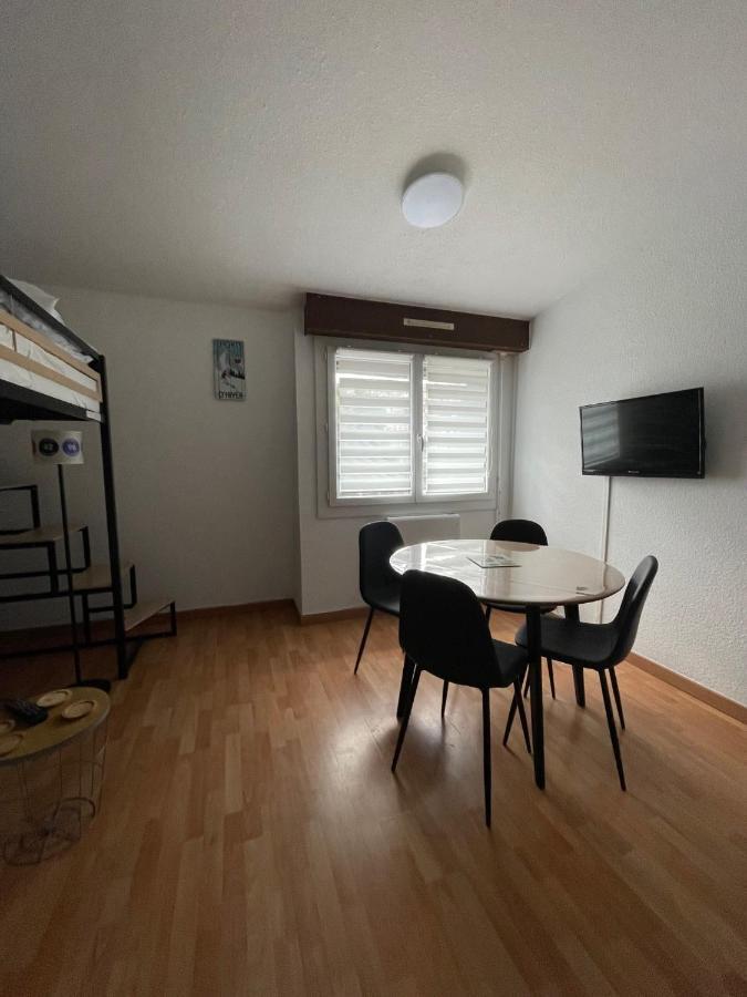 Studio Isard, Wifi Et Parking Gratuit, Navette Gratuite Au Pied De La Residence, Possibilite Forfait Menage Et Location Linge De Lit Et Toilette, A 10 Minutes A Pied Du Centre Ville Font-Romeu-Odeillo-Via Kültér fotó